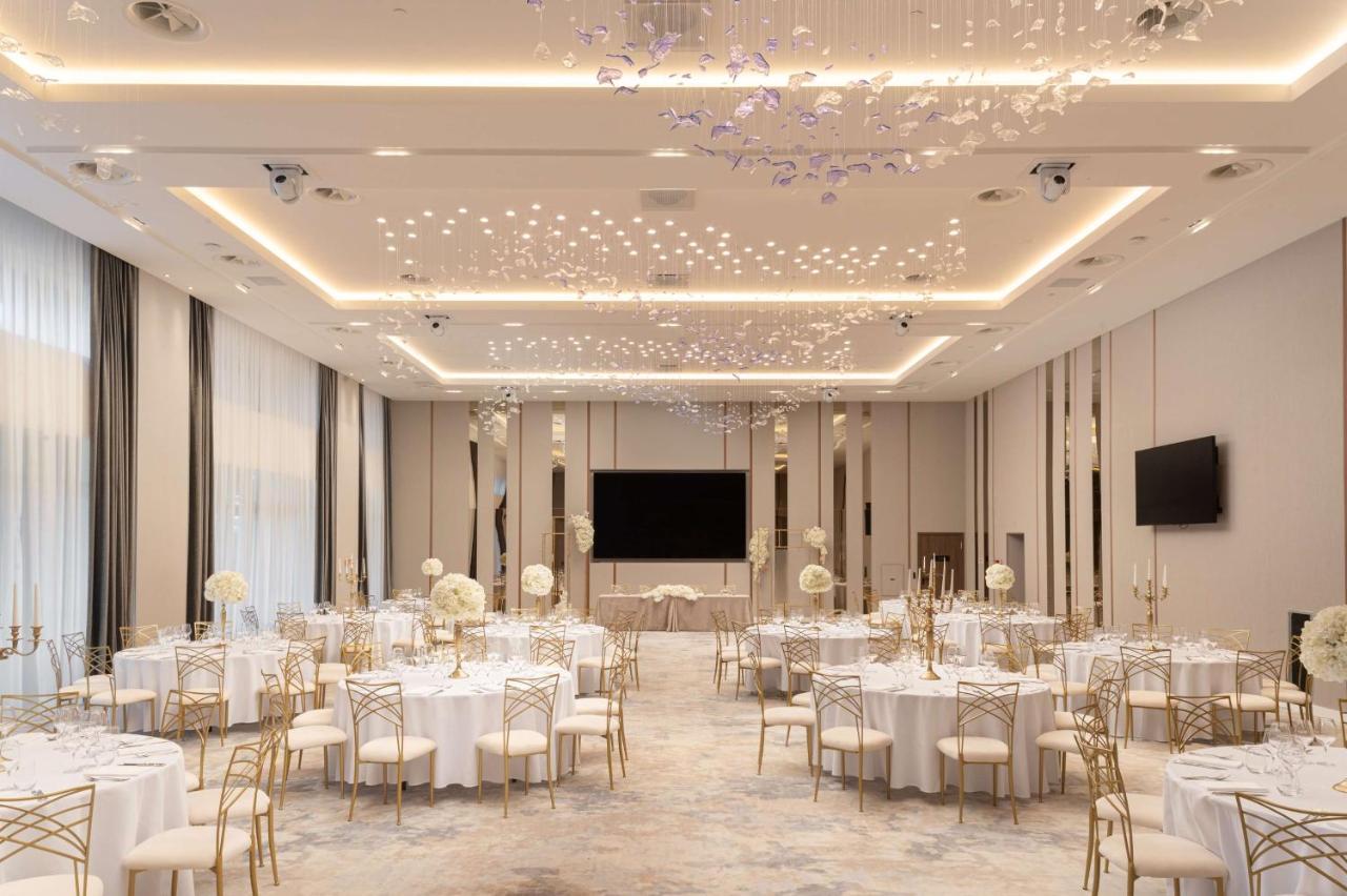 Radisson Blu Hotel, Cluj Exterior foto The ballroom