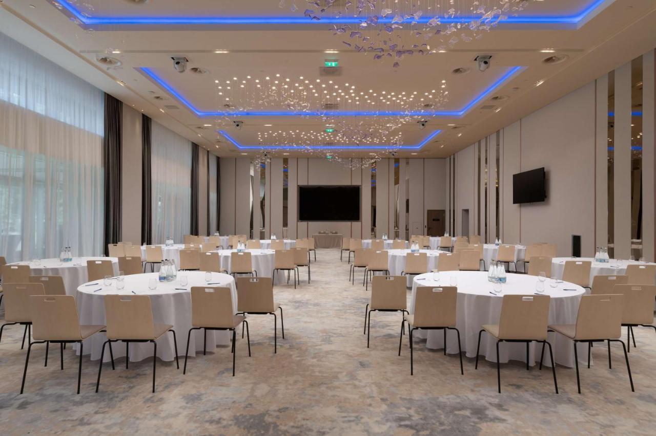 Radisson Blu Hotel, Cluj Exterior foto The ballroom
